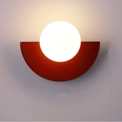 Kinkiet LED o półokrągłym kształcie