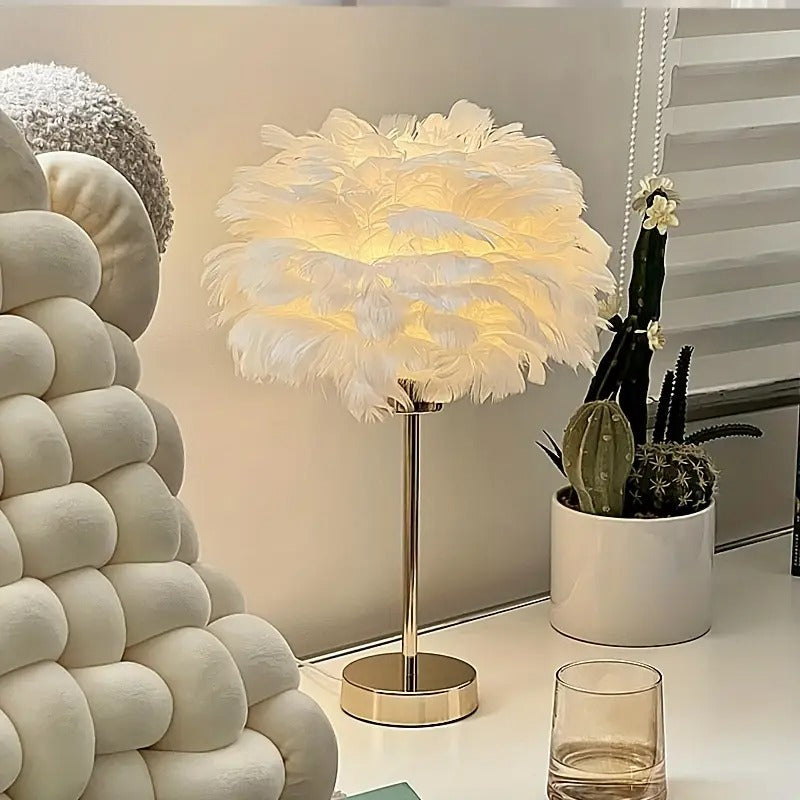 Lampka Biurkowa ze Sztucznym Piórem do Dekoracji Wnętrz