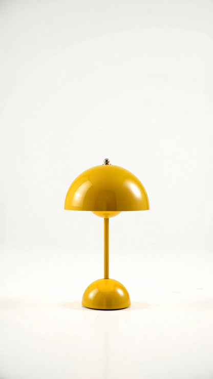 Nowoczesna bezprzewodowa lampa stołowa o okrągłym kształcie